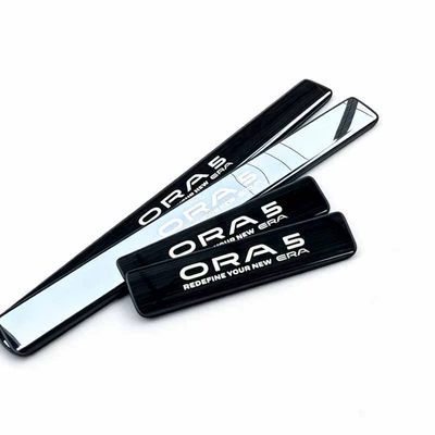 for interior decoration, Dekorativ pedal başlıqları