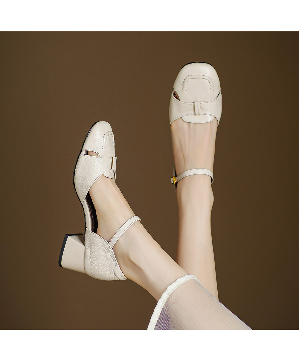 Sandal nữ da dê chạm trổ hoa văn, gót vuông 4,5 cm, mũi vuông hở mũi — đen chi tiết 9