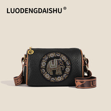 �r����С�����^ܛƤŮ��2024�¿����e�ٴ�玧�μ�б������l