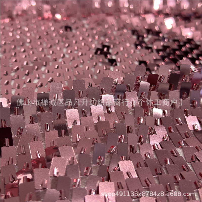 Fabricante nuevo 20 color pequeño rollo largo sequinilla tela de malla ropa de moda decoración de ropa de boda tela