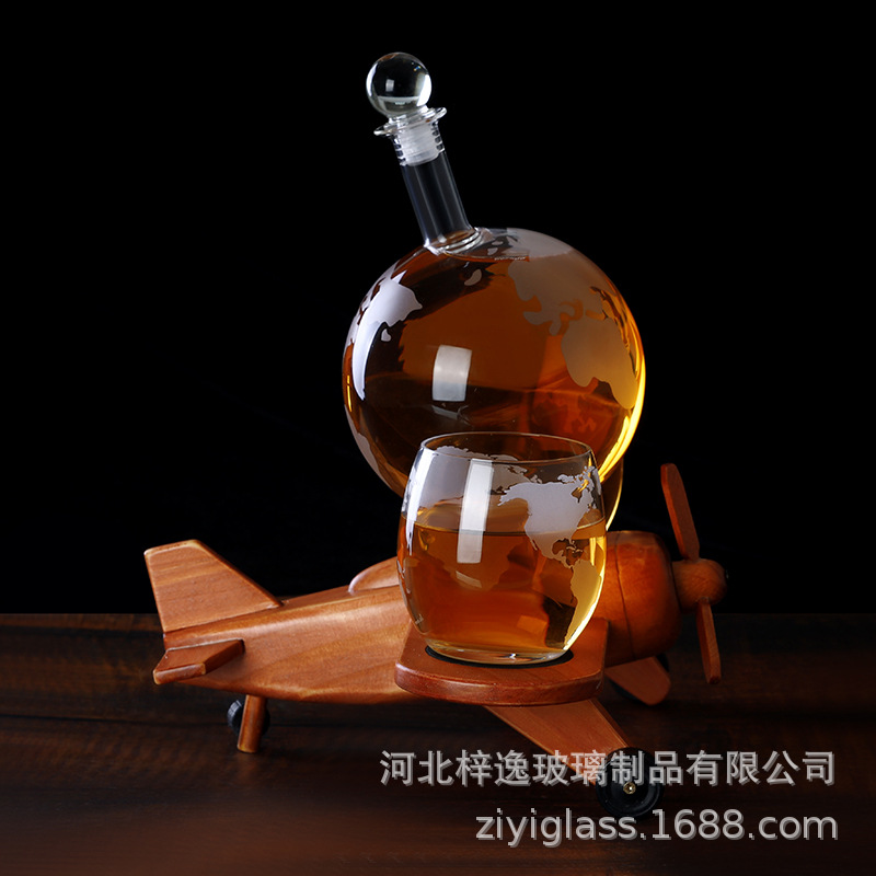 Vidrio tierra forma contenedor de vino Volt contenedor de vino marco de madera pequeño avión vino vertedor vino decantador