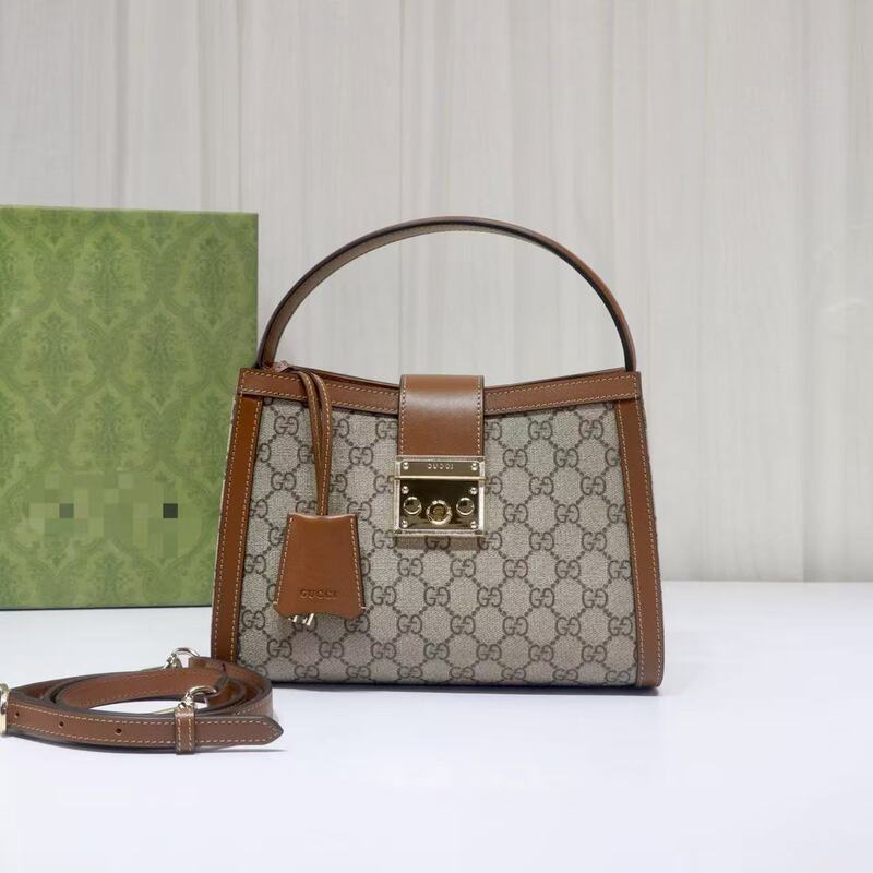 2025 New Gucci Single Shoulder Crossbody Bag Padlock Series Medium Handbag Women's Underarm Bag Versatile