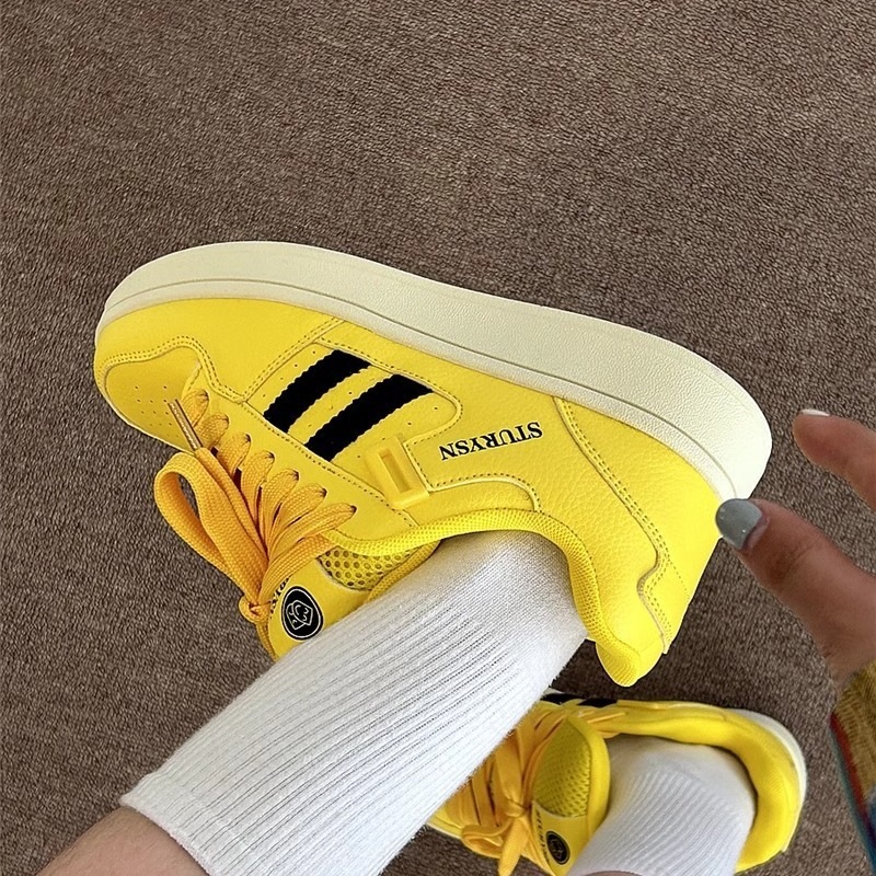Zapatos de pan de grasa amarillo del campus 2026 otoño universal zapatos deportivos casuales de patineta de malla transpirable