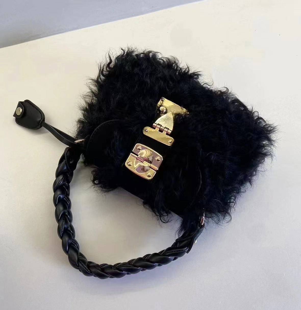 Nouvelle collection automne/hiver 2023 : laine véritable, fourrure, daim givré, sac à bandoulière croisé pour femme,_voghion.com