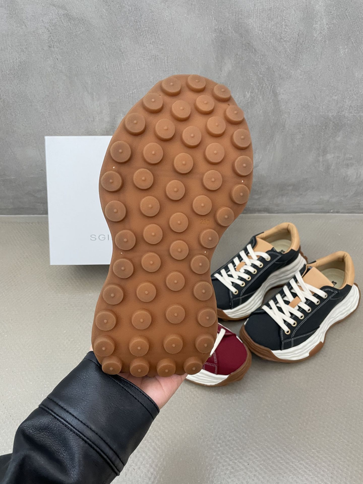SGIRL TWTW High-End Design Casual For Women 2025 Thick-Soled Forrest Gump Dissolving Sports Versatile Dad Shoes_vogvips.com