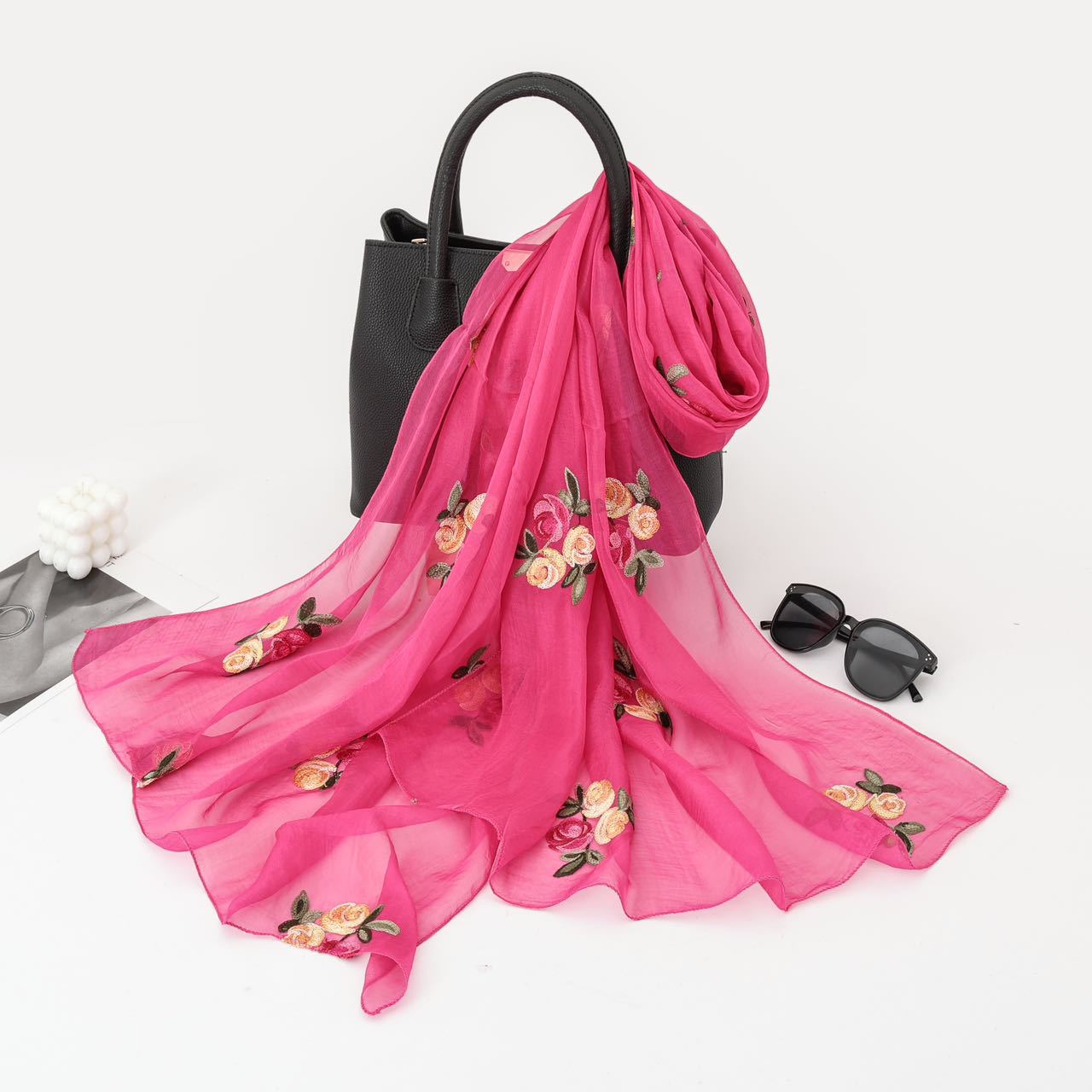 로즈 핑크(세 꽃 쉬폰)