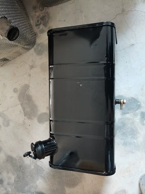 Fuel tank trucks, agricultural vehicles, diesel fuel tanks - length-50-width-24-height-25-approximately-25-liters-oil-discharge-from-the-bottom-no-oil-return