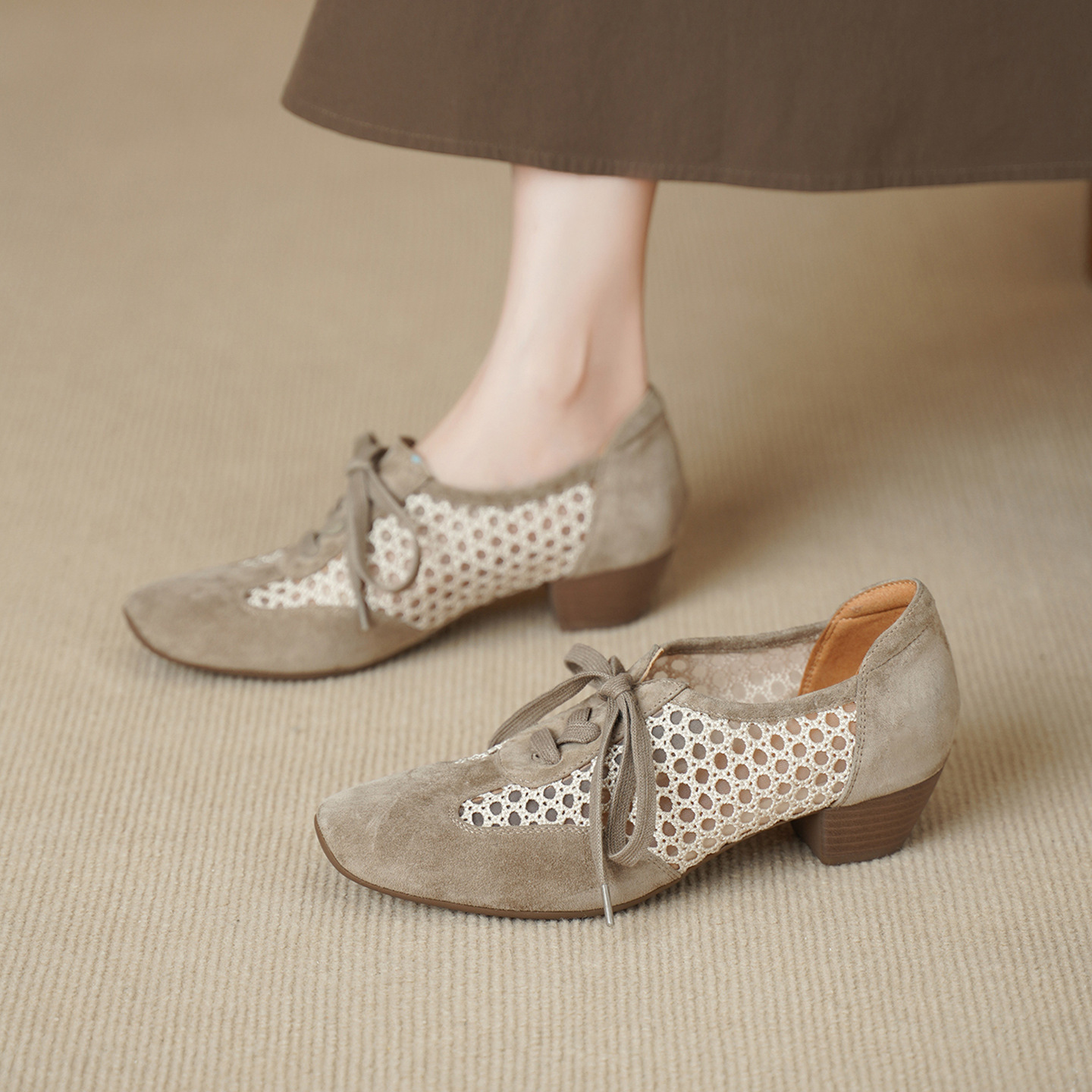 Giày sandal cao gót nữ hở mũi phối lưới, gót 4 cm, phong cách vintage — đen
