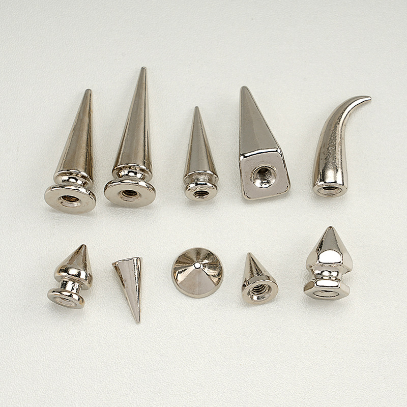 [Venta directa de fábrica] especificaciones de remache de aleación de zinc remache puntiagudo punky completo DIY clavo decorativo hecho a mano