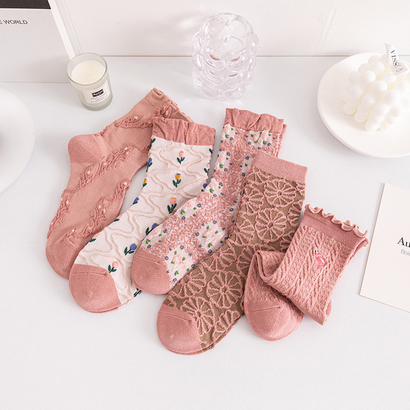 Autumn and Winter New Shattered Flower Cotton Sweet Jacquard Socks Women's Trendy Ins Medium Long Tube Pink Socks