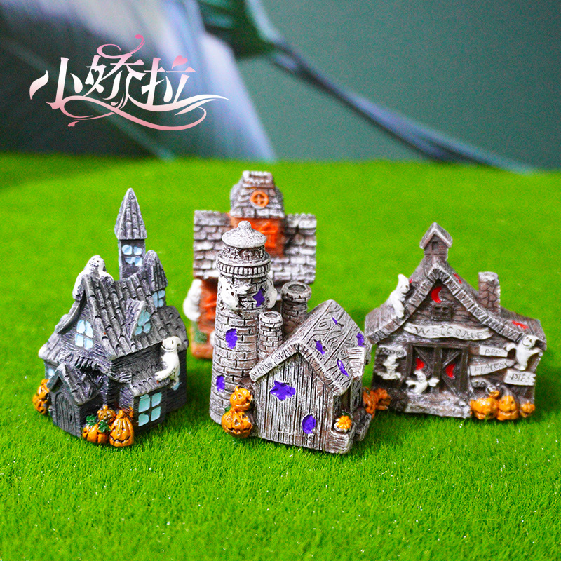 Pequeña pecera, paisaje de micro-paisaje, plantas en macetas carnosas, decoración de Halloween al por mayor, resina de simulación, castillo europeo