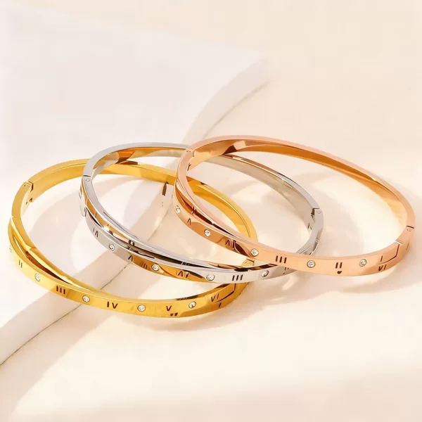 Roman Numeral Diamond-Encrusted Titanium Steel Bracelet for Women, Light Luxury, Simple, Versatile, Fashionable, High-End Bracelet That Does Not Fade, Cross-Border Hit