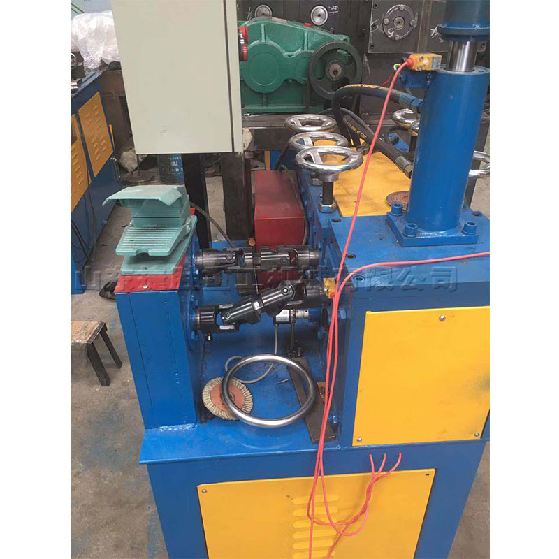 Equipo de bobinado de control numérico totalmente automático máquina de bobinado hidráulico vertical eléctrica tubo de acero inoxidable equipo de bobinado hidráulico