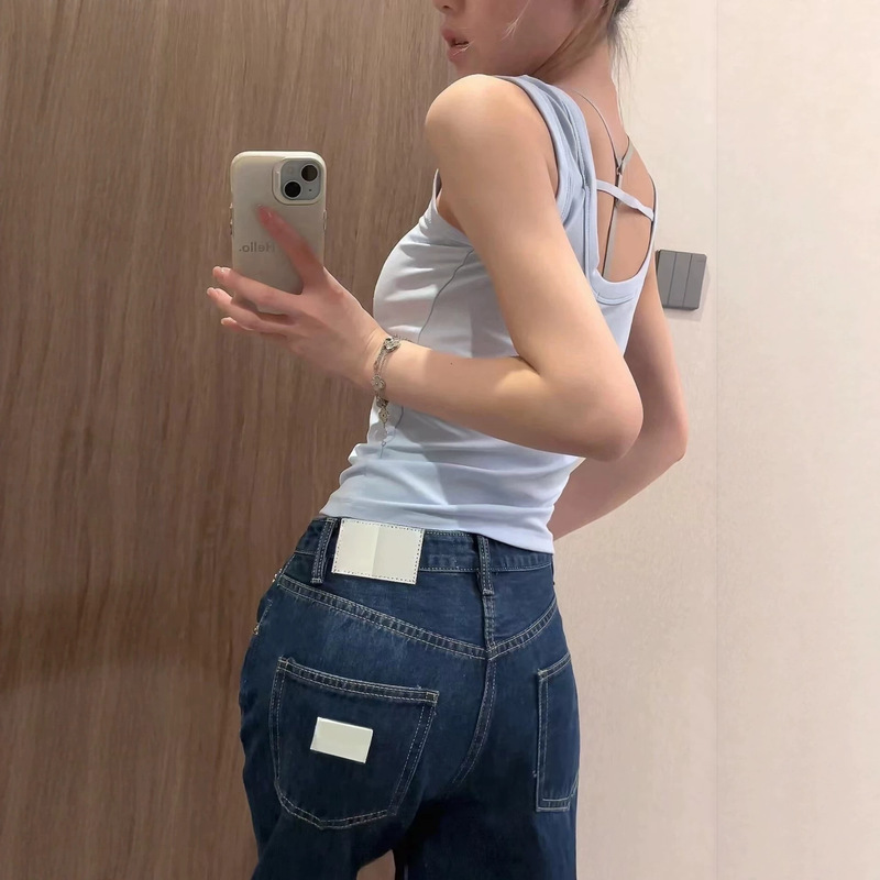 Jennie-Style Lettered Denim Classic Jeans with Retro Black and White Label, Slimming Straight-Leg Pants Jennie-Style Lettered Denim Classic Jeans with Retro Black and White Label, Slimming Straight-Leg Pants