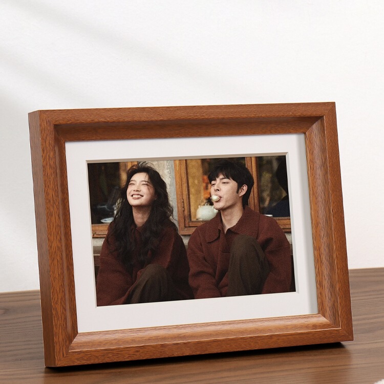 Solid Wood Photo Frame Display Stand for Developing Photos into Album-Like 6-Inch, 7-Inch, 8-Inch with Printing DIY Wall-Mounted Empty Frame