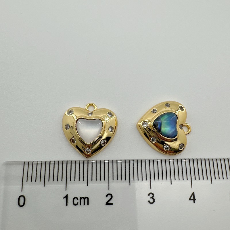 1 Piece Quantity 1 Piece Copper Shell Abalone Shell Heart Shape Pendant