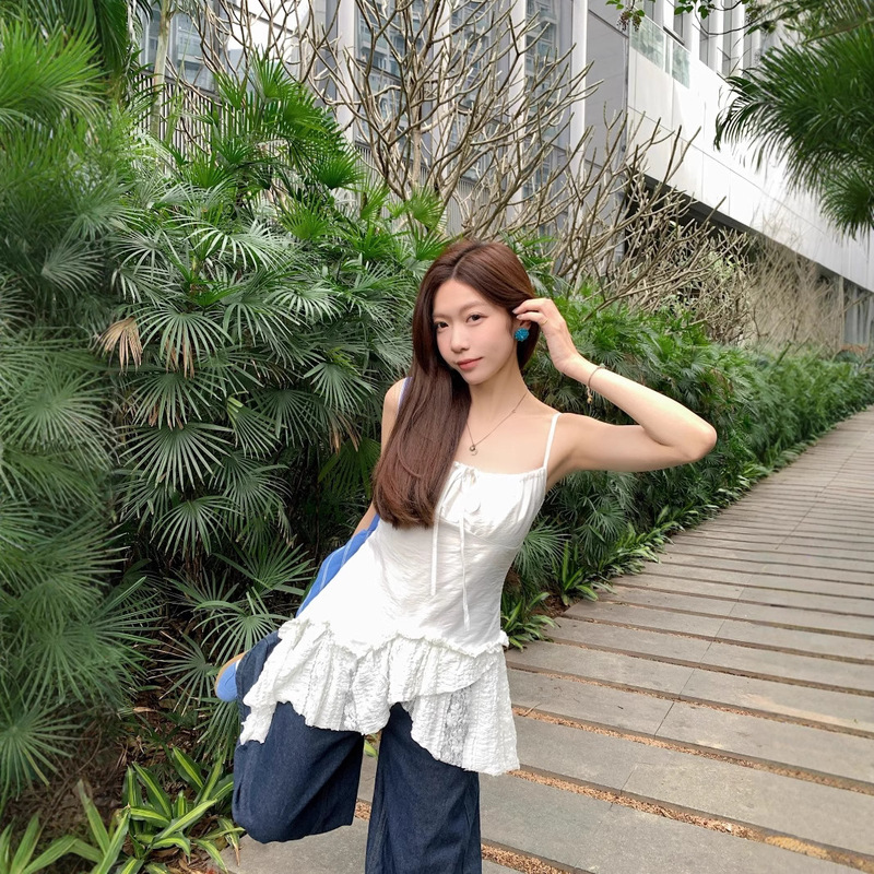 Gentle Style Design Sense Lace Stitching Camisole Women's Summer White Sweet Niche Irregular Top