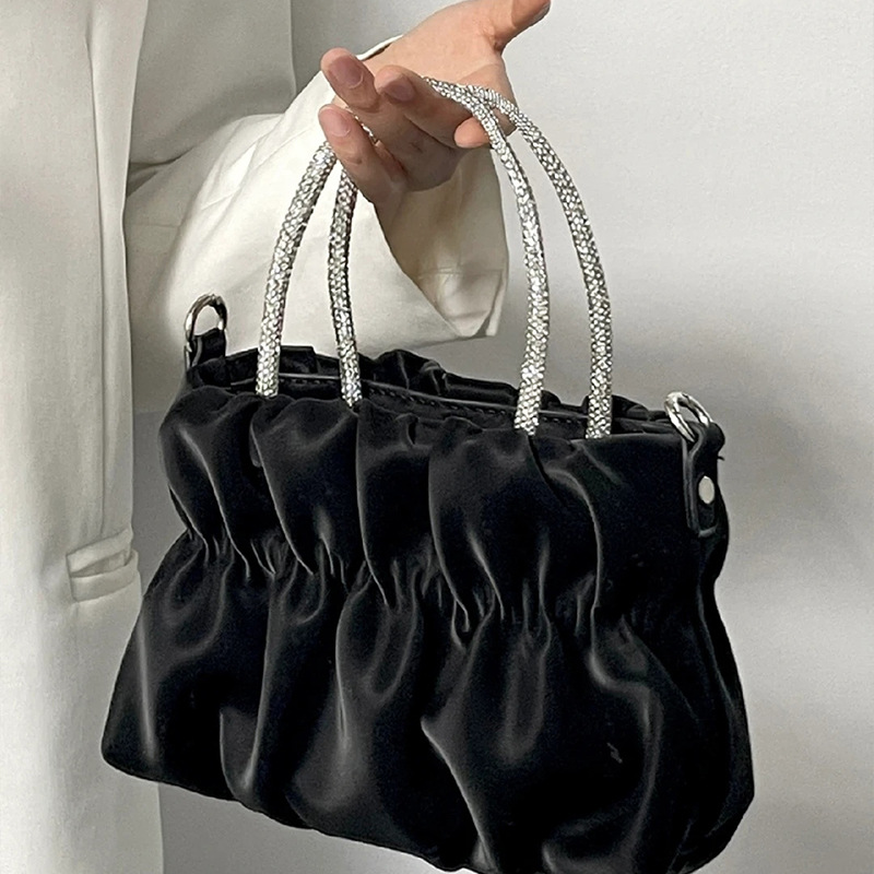 Summer New Handbag Shoulder Women's Pleated Handheld Oblique Small Fresh Versatile Cloud Chain Bag_voghion.com