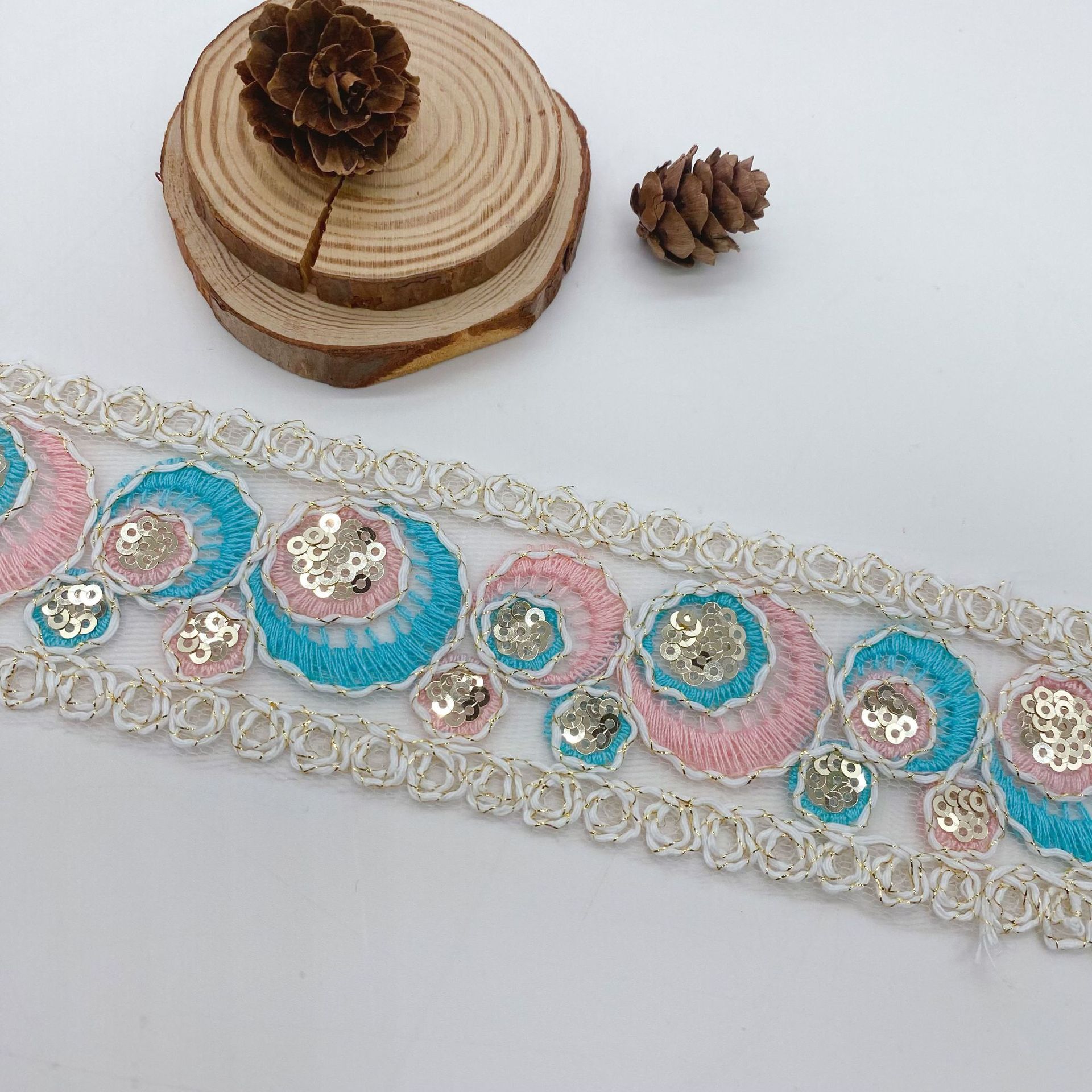 Accesorios de encaje de estilo étnico, accesorios retro de estilo antiguo Hanfu, lentejuelas de seda dorada y plateada de todo fósforo 204 nuevas ventas directas de fábrica