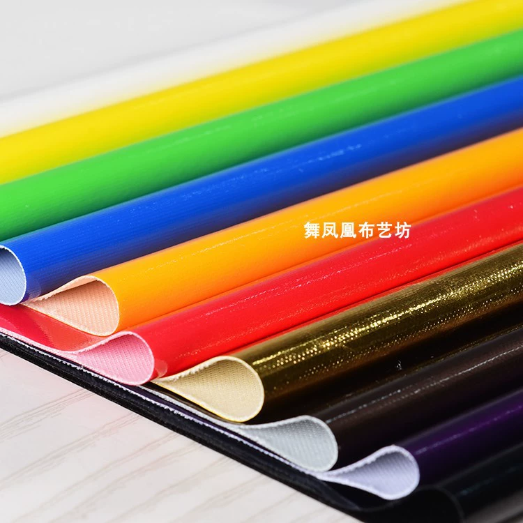 Тонкая полностью PU зеркальная кожаная лакированная ткань из слегка эластичных блестящие кожаные танцевальные костюмы дизайн ткани