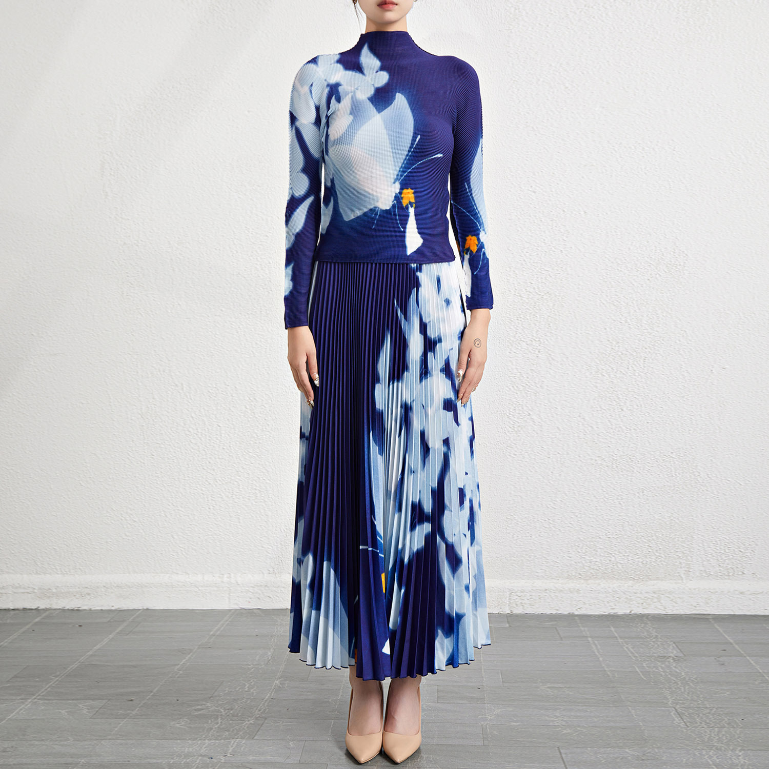 Dark blue (all single pieces)