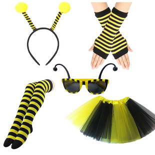 ���R�d��ͯ�f�}�����u�۷����bȹŮͯ�ݳ���̨����tutu�W���۷�ȹ