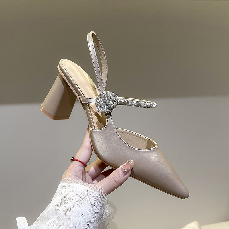 Dép sandal nữ bít mũi mũi nhọn gót thô đính đá hoa, gót 3–6 cm — Màu nâu, Màu trắng be, Màu xanh lục nhạt