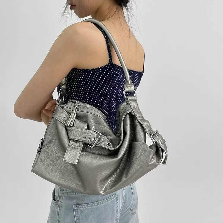 2025 High-End Large-Capacity Solid Color Washed Trendy Cool Girl Biker Bag Stylish Casual Shoulder Underarm Bag 2025 High-End Large-Capacity Solid Color Washed Trendy Cool Girl Biker Bag Stylish Casual Shoulder Underarm Bag