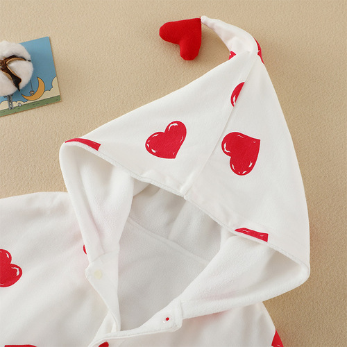 Baby's first coat New Year's dress with hood for autumn and winter, cute style with hood, thick and warm windproof cape for outdoor wear