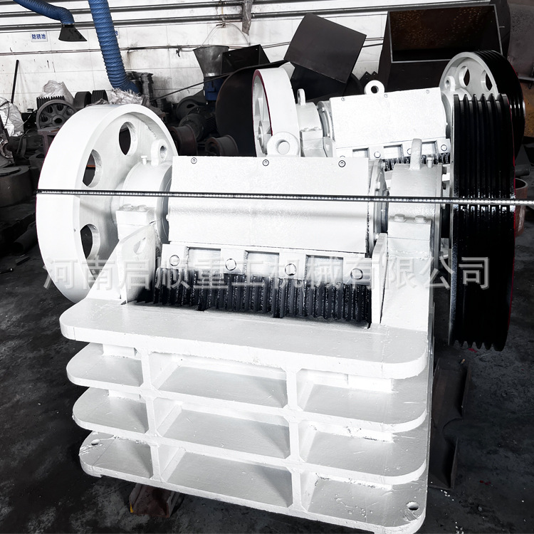 250*1000细碎颚式破碎机 石子机器设备  硫酸钙石灰岩细碎颚破机