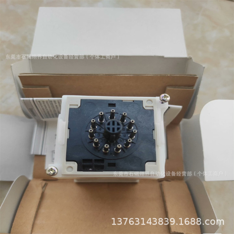 Omron Thermostat E5Cc-Rx2Dsm-802, E5Cc-Rx3A5M-000 Stock Brand New Discount Price