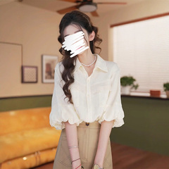 香港スタイルの高級初夏服花のつぼみ半袖シャツトップス女性の夏のシャツルーズフレンチスタイルの美しい美しいシャツ
