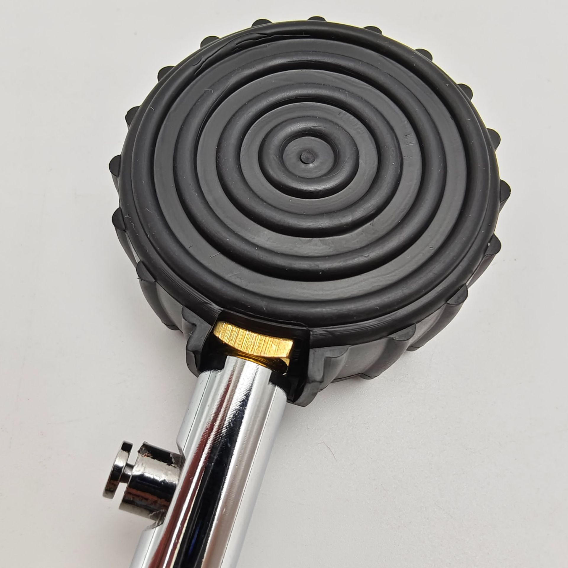 High-precision car tire pressure gauge, multifunctional with deflation function, long hose mechanical tire pressure gauge detector