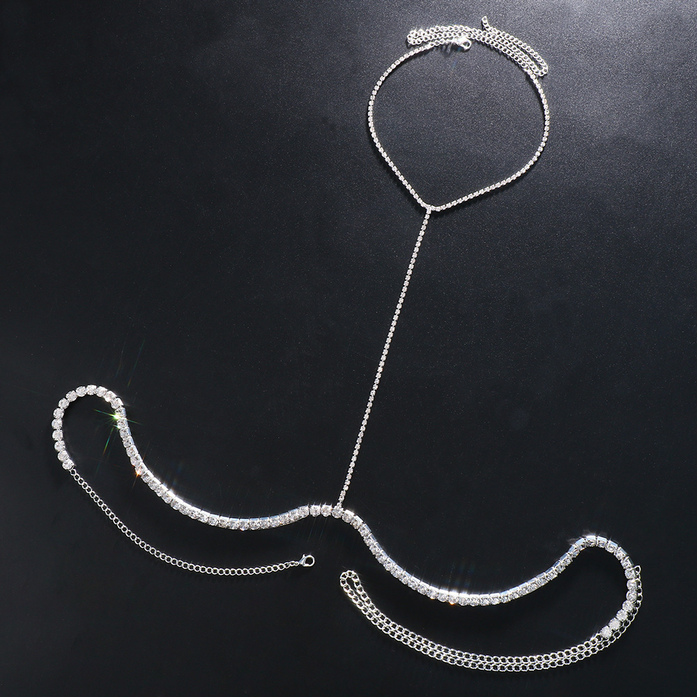 Europa y América transfronteriza rhinestone cadena del pecho sexy moda simple Halter curvado pecho soporte completo diamante cuerpo cadena accesorios cadena