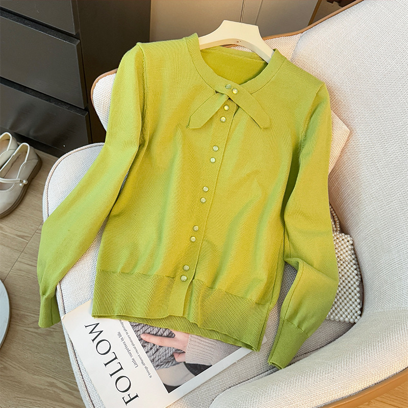 Korean-Style Gentle Tie Round-Neck Long-Sleeve Knit Sweater for Women, Winter 2025, Fashionable and Age-Reducing Single-Breasted Top