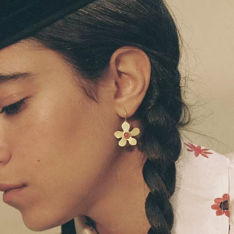 西班牙设计拉丝耳环复古花朵耳钉高级感耳坠耳钩小众文艺镀金中古