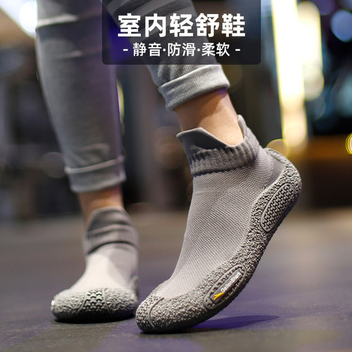 Goron Shark Sports Shockproof Anti-slip Shoes for Men and Women, Indoor Squat Beach Running Jump Casual Sports Soft Sole Fitness Shoes