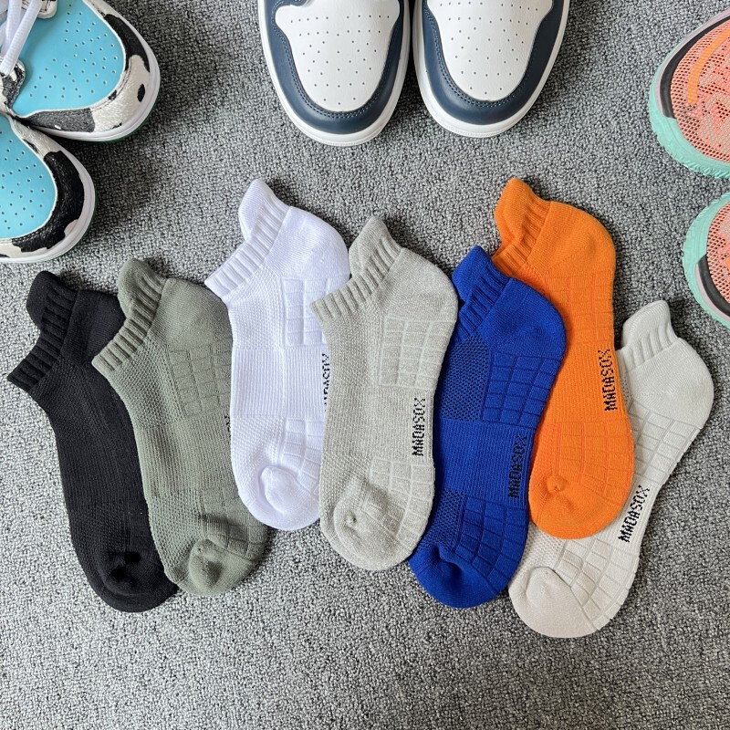 Summer Mesh All-in-One Boneless Socks Men's Boat Socks Sports Socks Towel Bottom Basketball Sweat Absorbing Breathable Running Socks