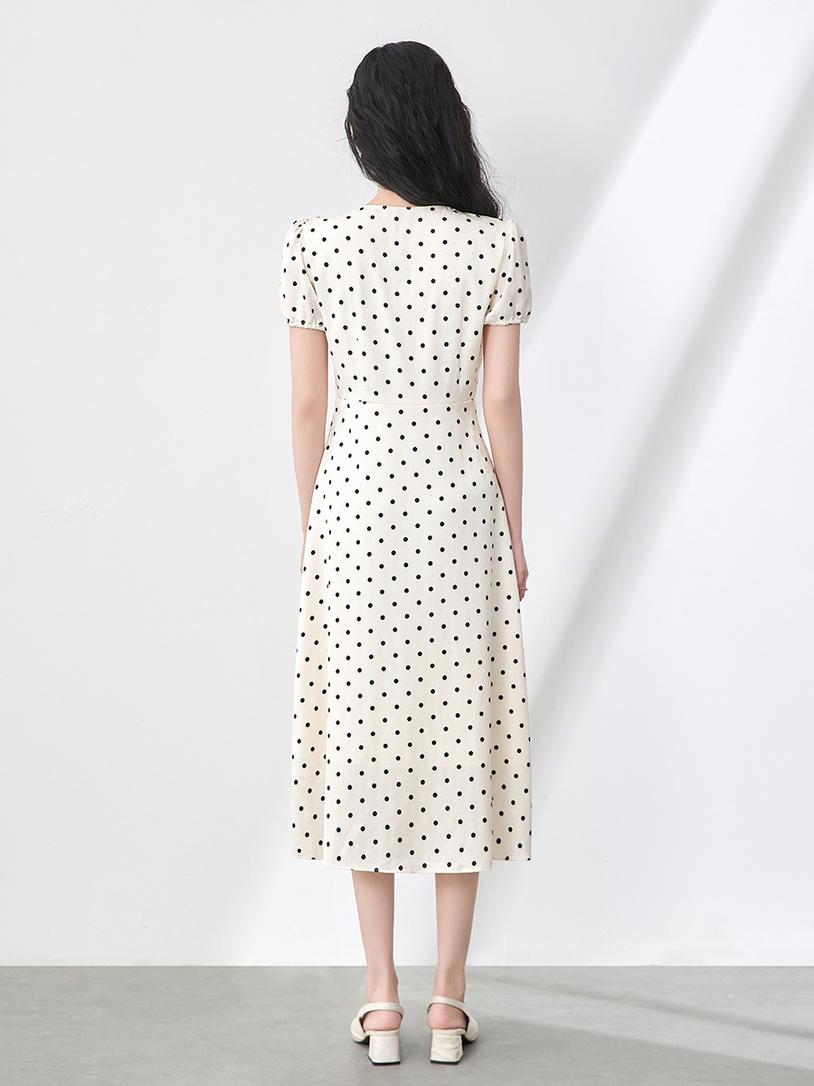 Váy maxi tay phồng chấm bi phong cách Pháp, chất liệu jacquard satin ren rủ — Màu mơ