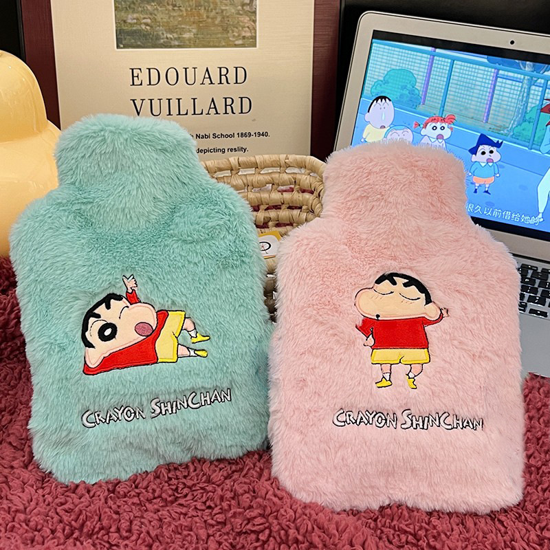 卡通蜡笔小新热水袋ins新款毛绒可爱学生暖水袋批发可拆卸暖手袋