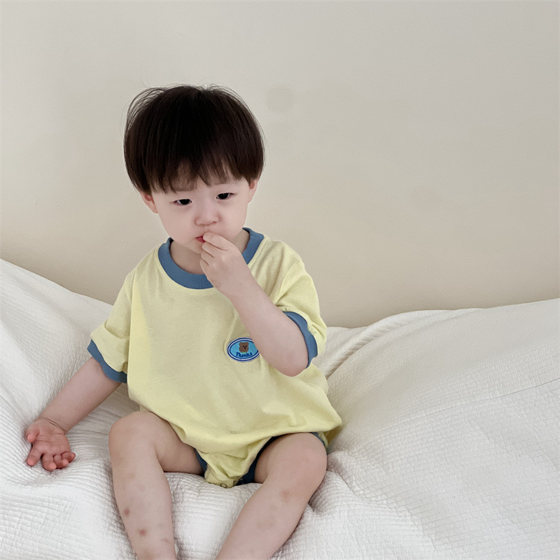 Niños de mangas cortas, bata de color, bata de color, ropa delgada coreana para niños, bolsa de verano para bebés