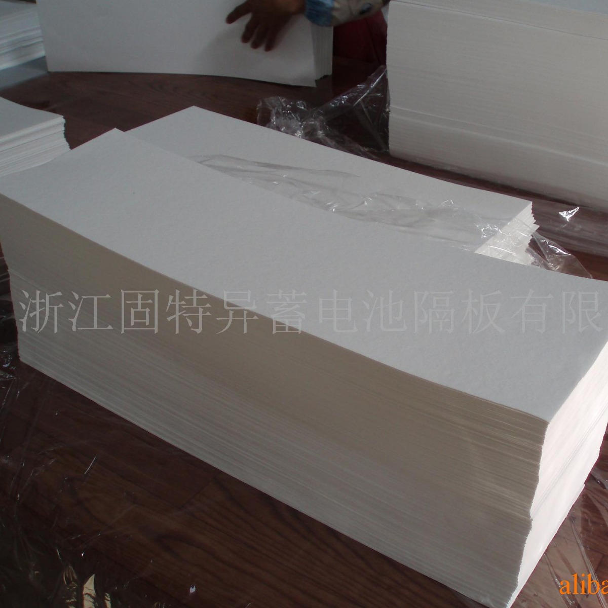 供应铅酸蓄电池用玻璃纤维棉隔板