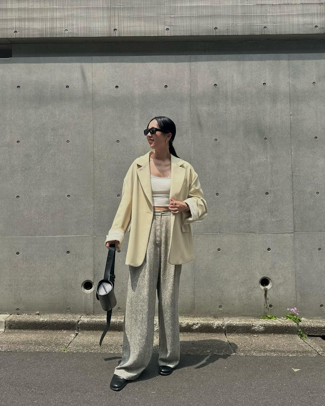 358347250_827949395587695_3683