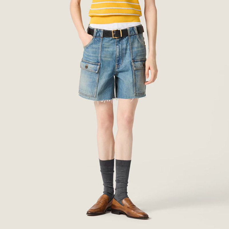 2026 Spring and Summer New Niche Vintage Workwear Style Denim Shorts with Multiple Pockets and Frayed Edges for Women 2026 Spring and Summer New Niche Vintage Workwear Style Denim Shorts with Multiple Pockets and Frayed Edges for Women