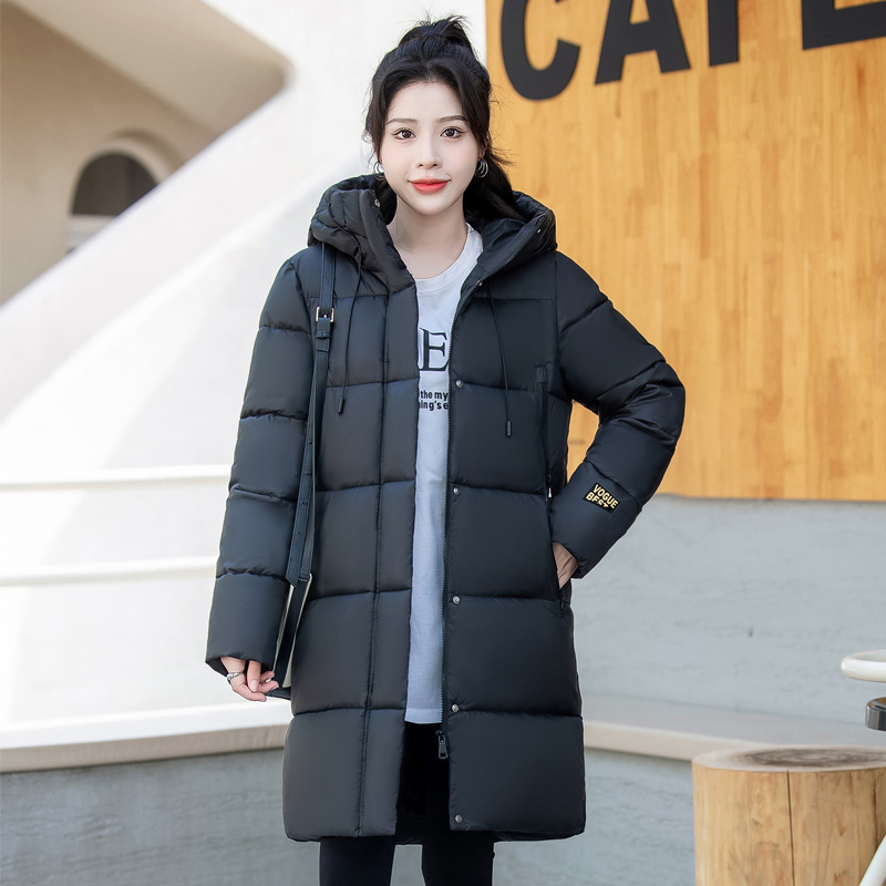 Ropa de invierno europea y americana nueva capa de pluma, ropa de pan coreana, ropa de algodón suelta y gruesa, chaqueta de mujer larga y media