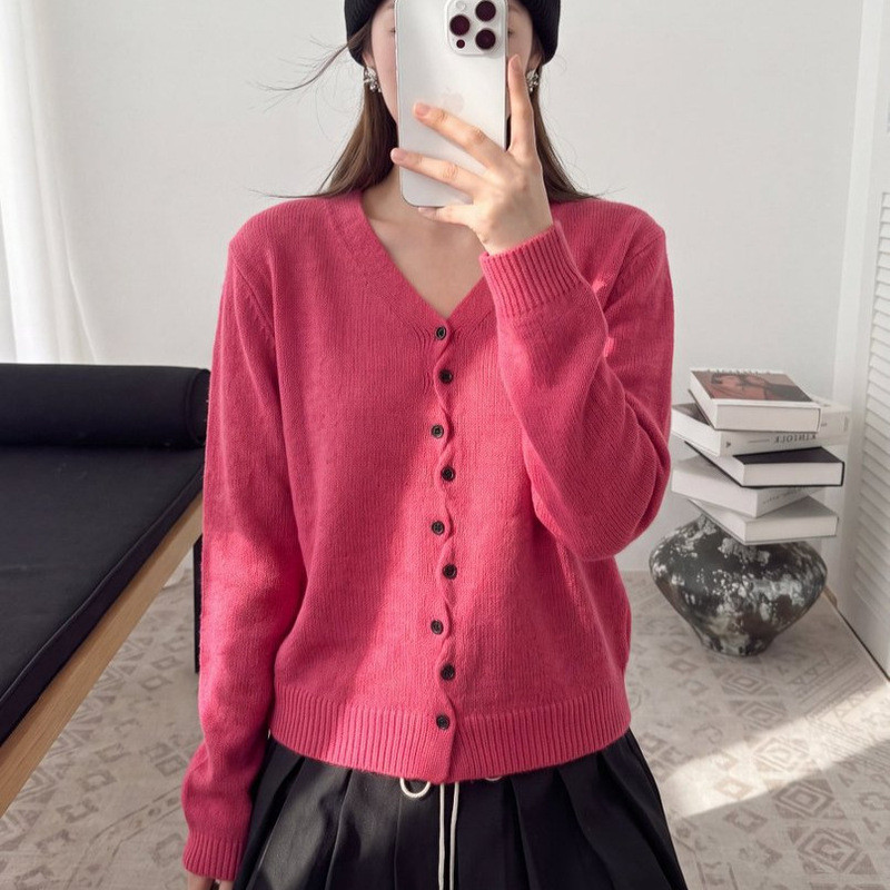 V-neck irregular button knit cardigan for women, 2026 spring and autumn new design, loose-fitting thin sweater jacket top V-neck irregular button knit cardigan for women, 2026 spring and autumn new design, loose-fitting thin sweater jacket top