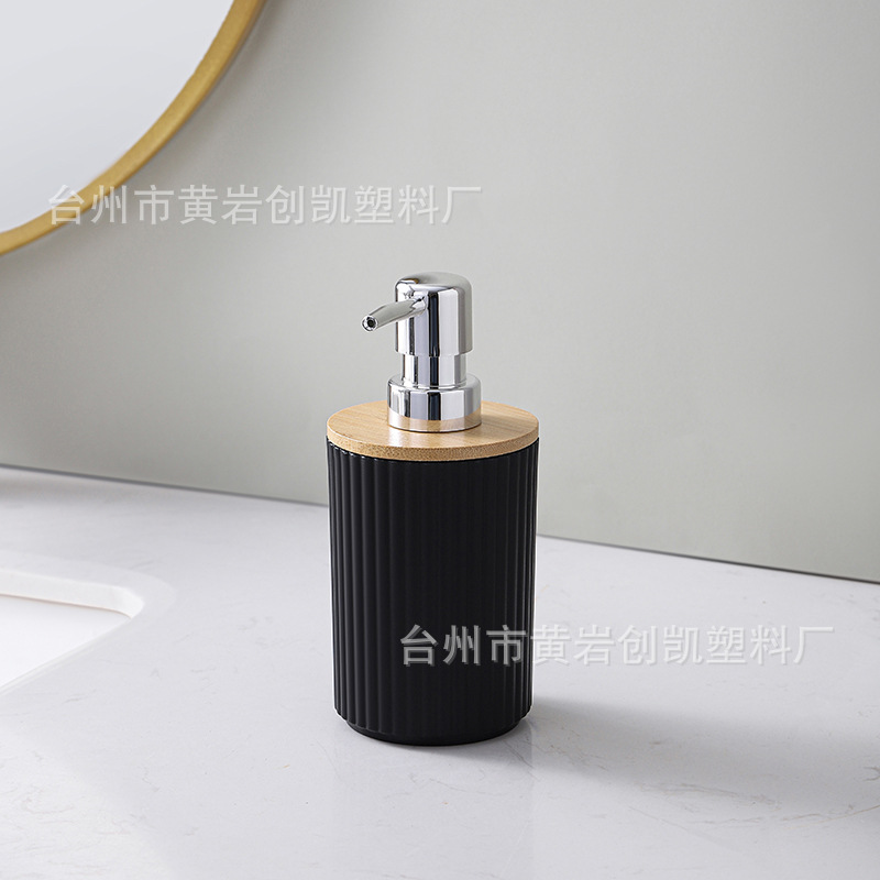 Kit de baño de lujo ligero baño doméstico herramientas de limpieza de baño artículos de higiene taza hidráulica caja de jabón soporte de cepillo de dientes