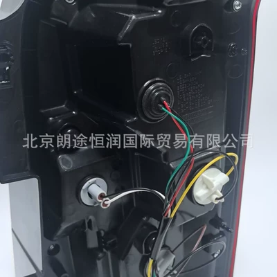 W rear – Valve components