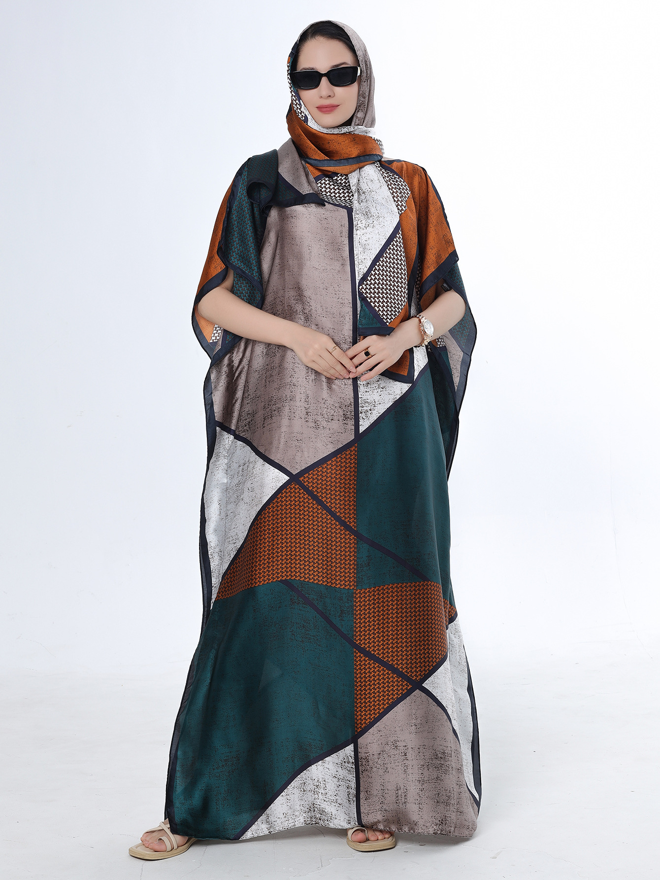 2025 primavera y verano nuevo Amazon venta rápida ropa malaya camisa de arena imitación seda brocado ropa de protección solar de vacaciones de playa