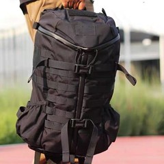 青岛复刻2day 战术背包户外双肩登山包徒步包双肩包农场王厂长27L